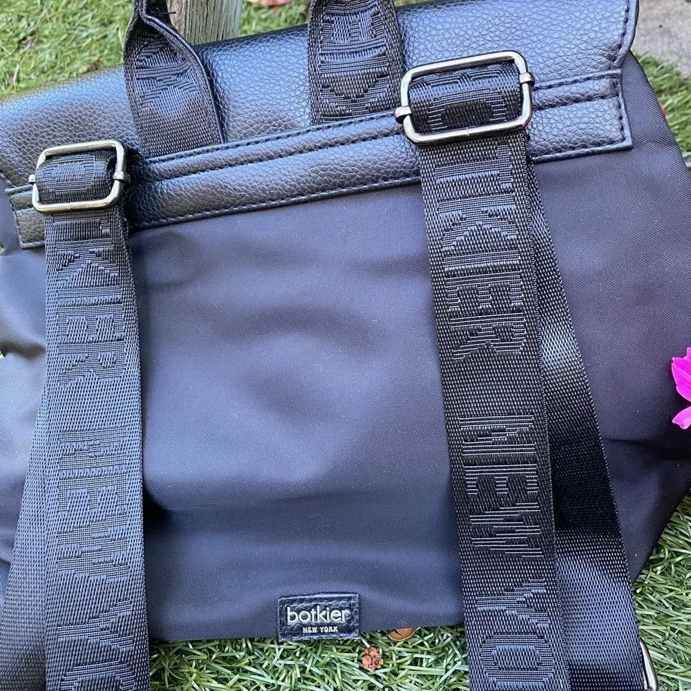 👜BOTKIER NEW YORK BLACK MINI BACKPACK OR PURSE. NWT